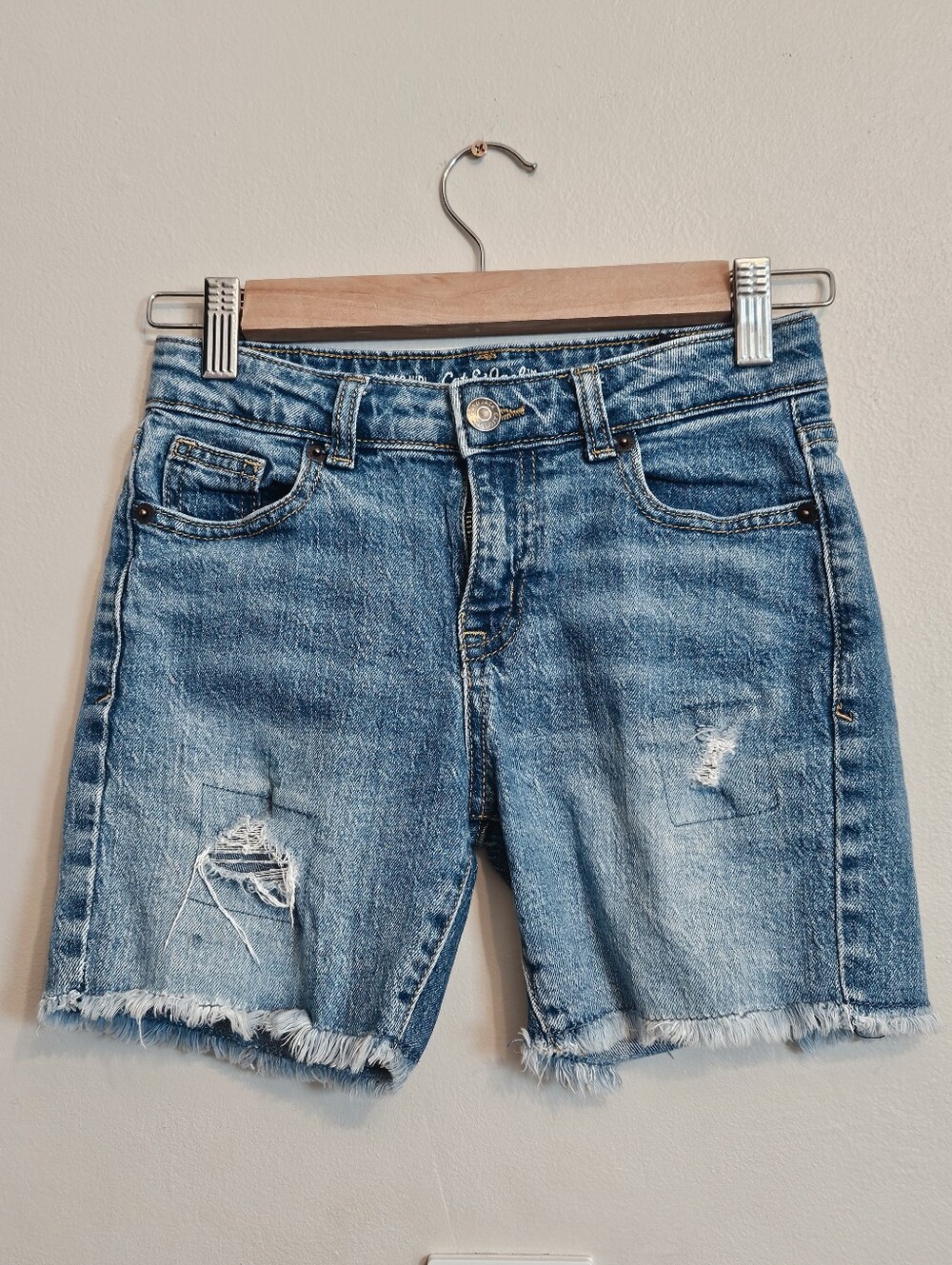 Girls Cat &Jack Denim Cut off Blue Jean Shorts Size 8